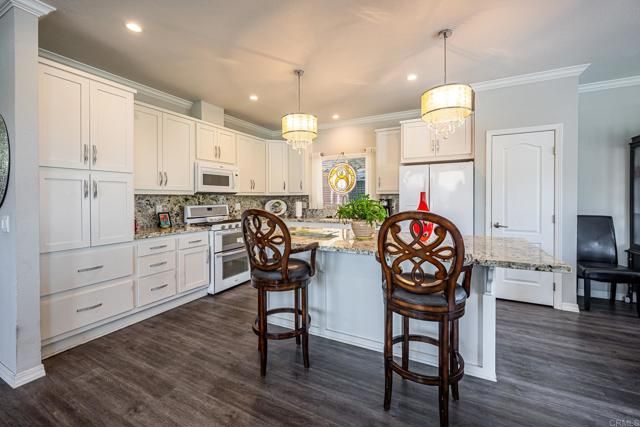 4650 Dulin Road 192, Fallbrook, CA 92028