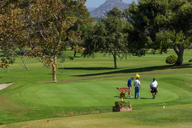 4650 Dulin Road 192, Fallbrook, CA 92028