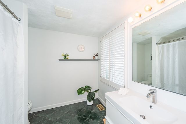 10 Lanes End, Natick, MA 01760