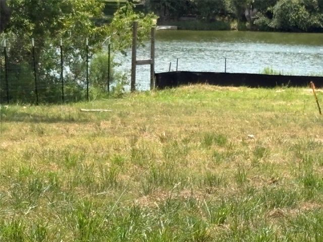 13264 Lake Conroe Bay Road, Willis, TX 77318