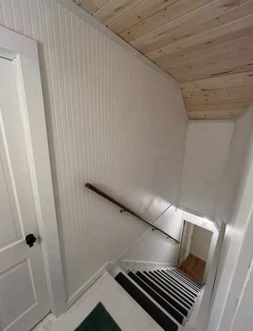 327 S Crosby St, Tekoa, WA 99033