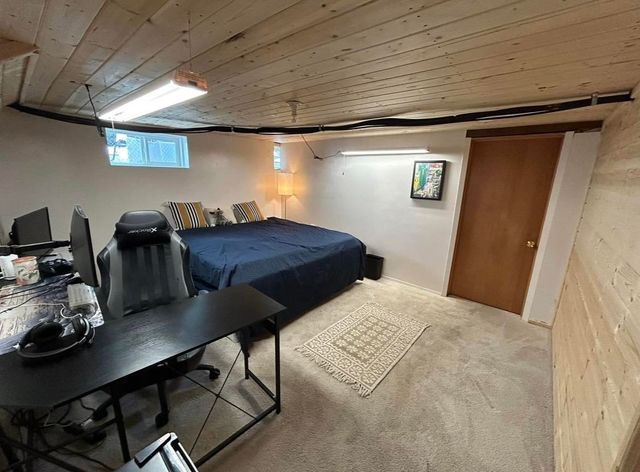 327 S Crosby St, Tekoa, WA 99033