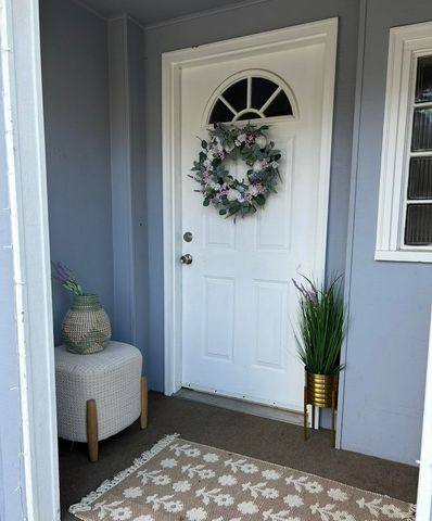 327 S Crosby St, Tekoa, WA 99033