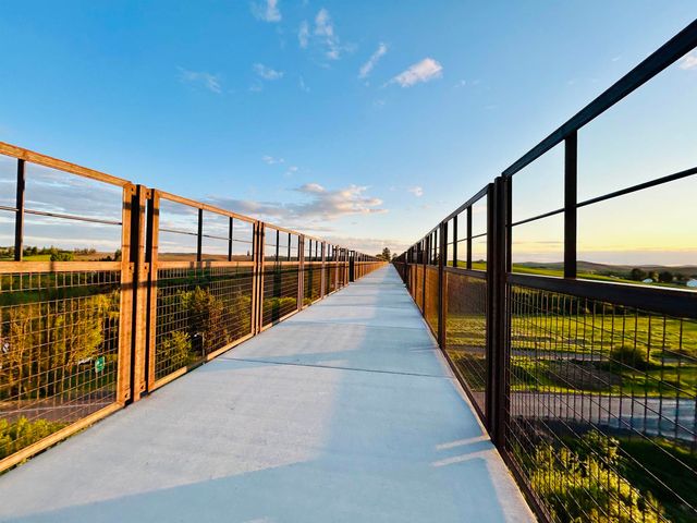 327 S Crosby St, Tekoa, WA 99033