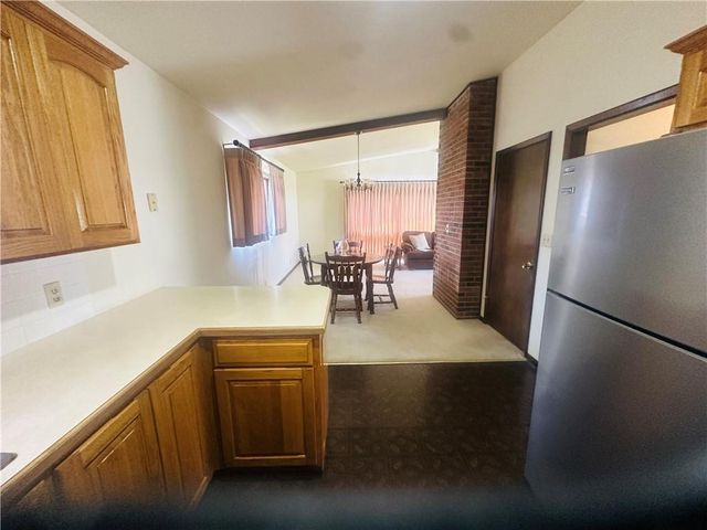 409 S 76 Street, Kansas City, KS 66111