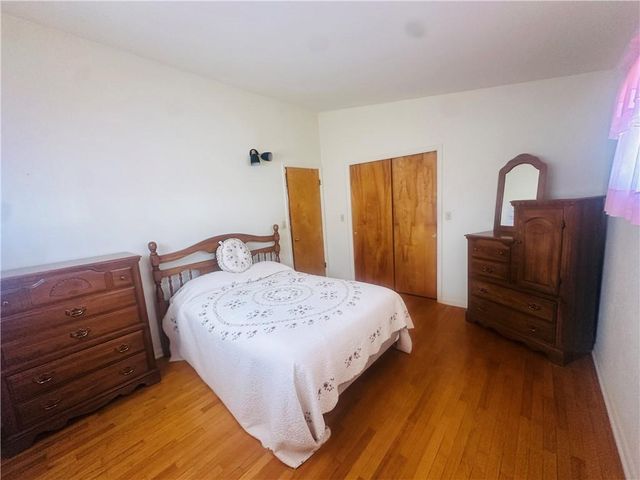 409 S 76 Street, Kansas City, KS 66111