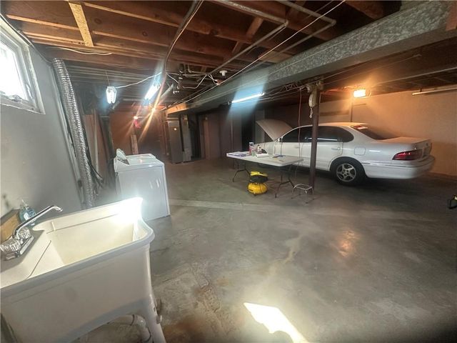 409 S 76 Street, Kansas City, KS 66111