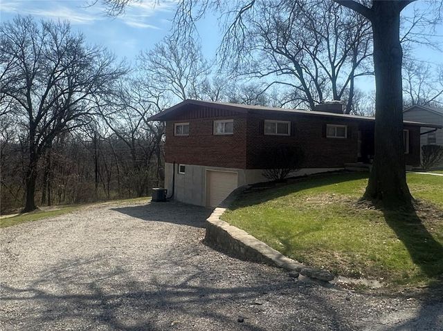 409 S 76 Street, Kansas City, KS 66111