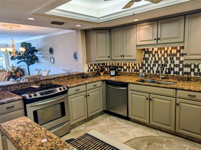 4309 MARINER WAY 304, Fort Myers, FL 33919