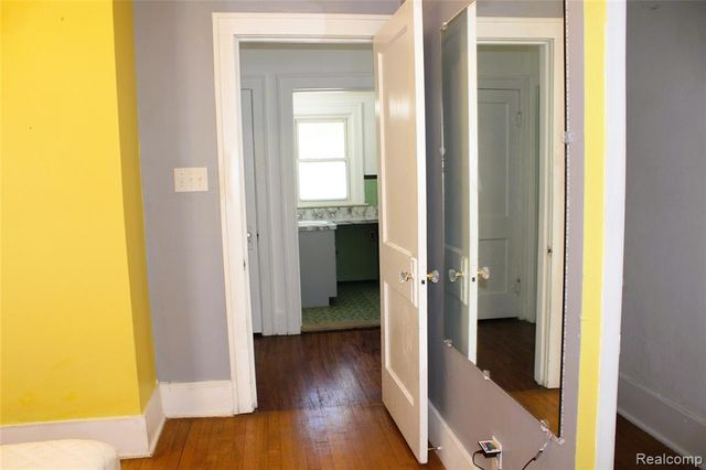 342 Voorheis Street, Pontiac, MI 48341