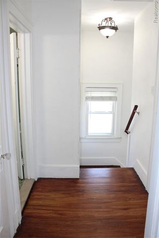 342 Voorheis Street, Pontiac, MI 48341