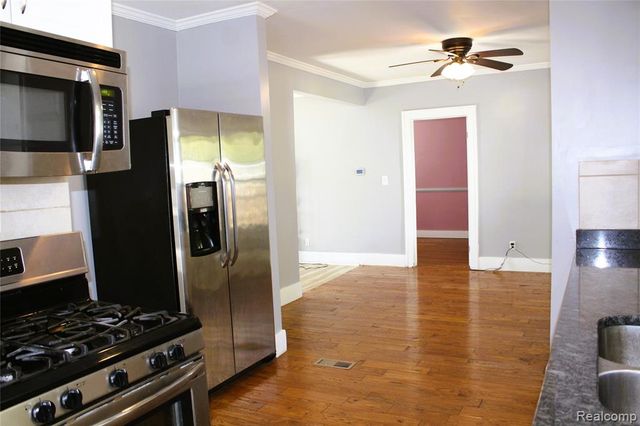 342 Voorheis Street, Pontiac, MI 48341