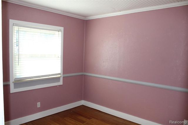 342 Voorheis Street, Pontiac, MI 48341