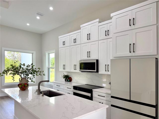 30 WOOD CEDAR DR, Palm Coast, FL 32164