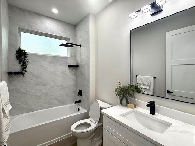 30 WOOD CEDAR DR, Palm Coast, FL 32164