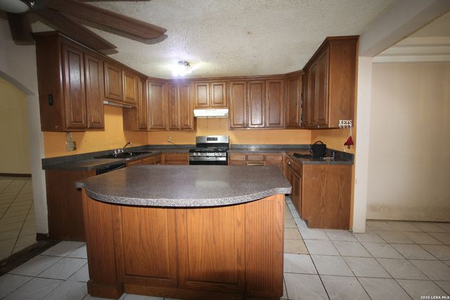3507 Fairmeadows, San Antonio, TX 78211
