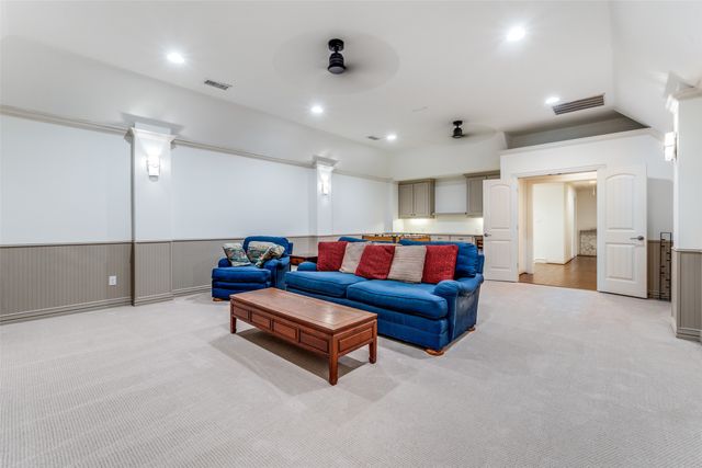 6023 Del Norte Lane, Dallas, TX 75225