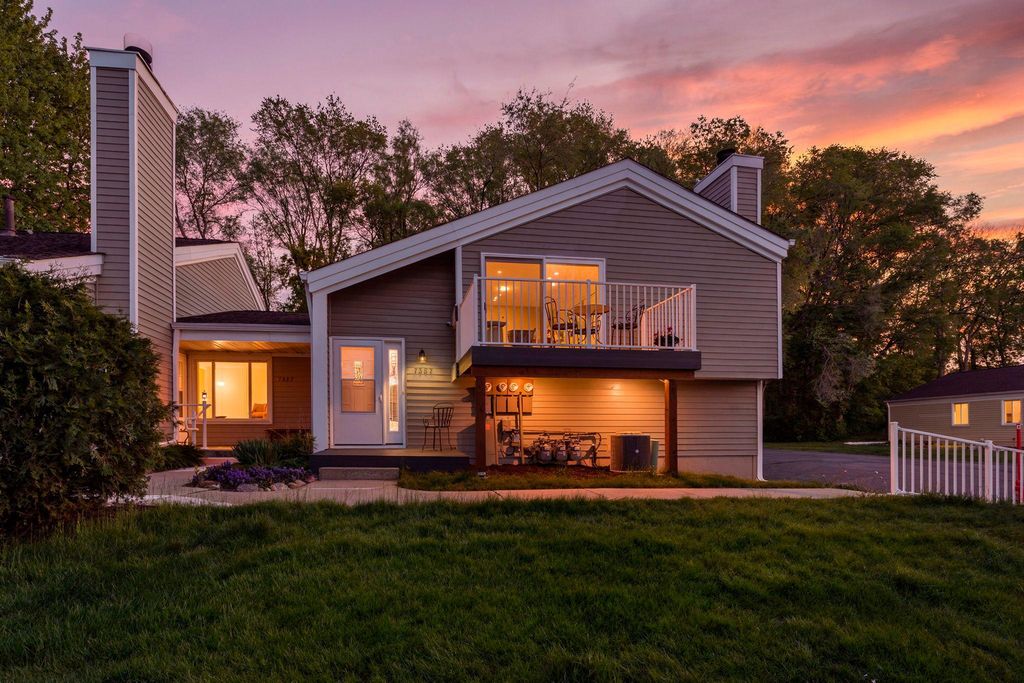 7357 Landau Drive, Bloomington, MN 55438