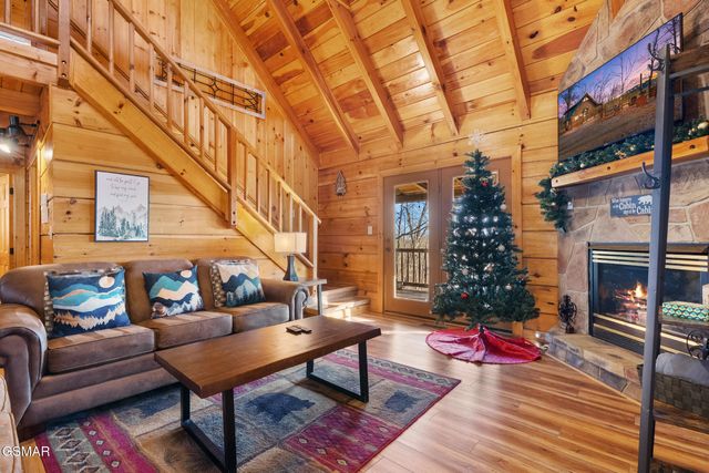 4361 Oakland Way, Gatlinburg, TN 37738