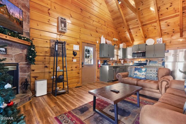 4361 Oakland Way, Gatlinburg, TN 37738