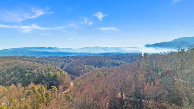 4361 Oakland Way, Gatlinburg, TN 37738