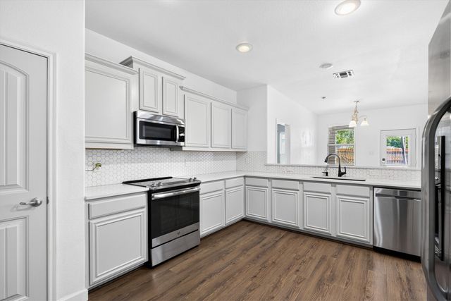 502 Fountain View Lane, Josephine, TX 75173