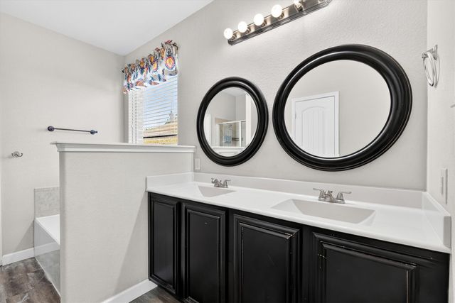 502 Fountain View Lane, Josephine, TX 75173
