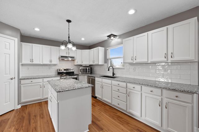 2718 Running Creek Drive, Florence, KY 41042