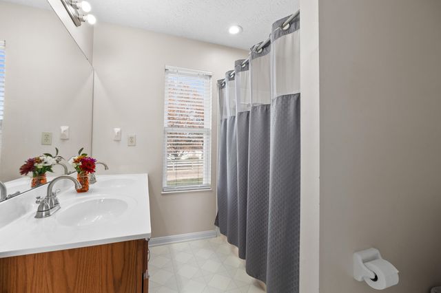 2718 Running Creek Drive, Florence, KY 41042