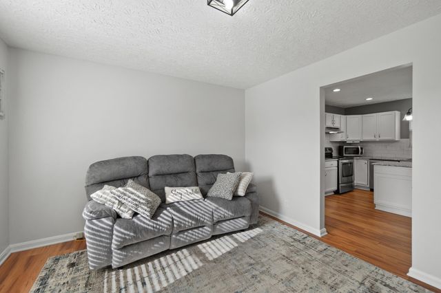 2718 Running Creek Drive, Florence, KY 41042