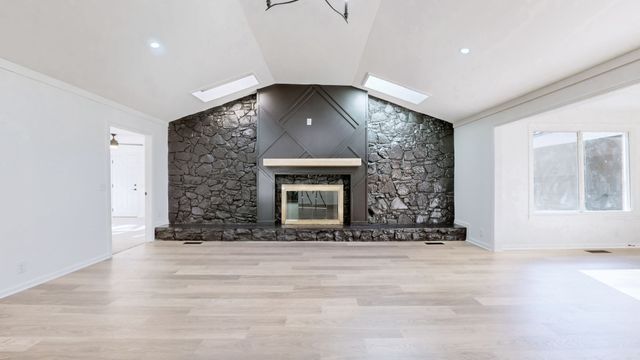 205 Bluegrass Dr, Hendersonville, TN 37075