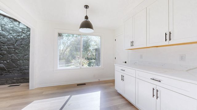 205 Bluegrass Dr, Hendersonville, TN 37075