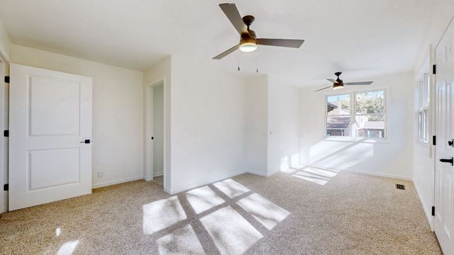 205 Bluegrass Dr, Hendersonville, TN 37075