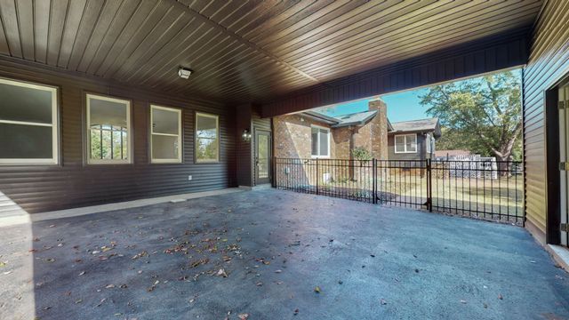 205 Bluegrass Dr, Hendersonville, TN 37075