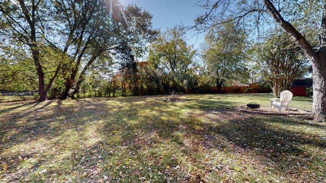 205 Bluegrass Dr, Hendersonville, TN 37075