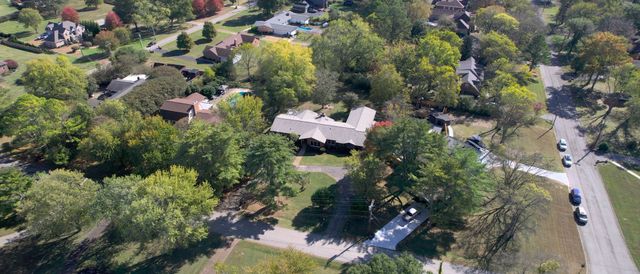 205 Bluegrass Dr, Hendersonville, TN 37075