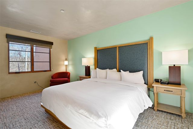 103 Catron 51, Santa Fe, NM 87501