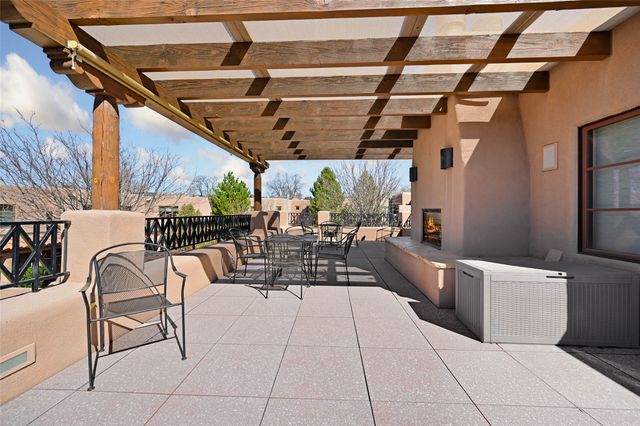 103 Catron 51, Santa Fe, NM 87501