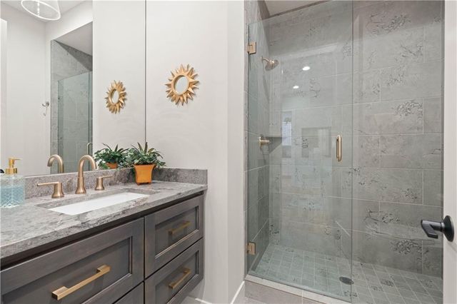 15709 El Monte Street, Overland Park, KS 66224