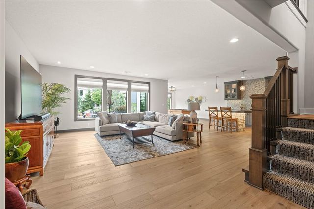 15709 El Monte Street, Overland Park, KS 66224