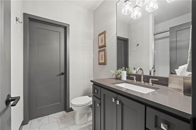 15709 El Monte Street, Overland Park, KS 66224