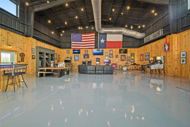 206 Avenue A, Dickinson, TX 77539