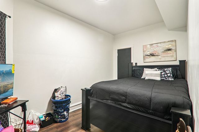 412 N Pine Avenue, Chicago, IL 60644