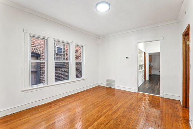 412 N Pine Avenue, Chicago, IL 60644