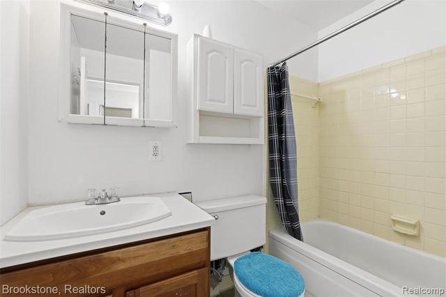 627 McDougall Mcdougall Street 77, Detroit, MI 48207