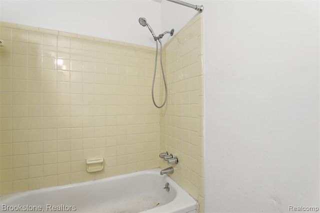 627 McDougall Mcdougall Street 77, Detroit, MI 48207