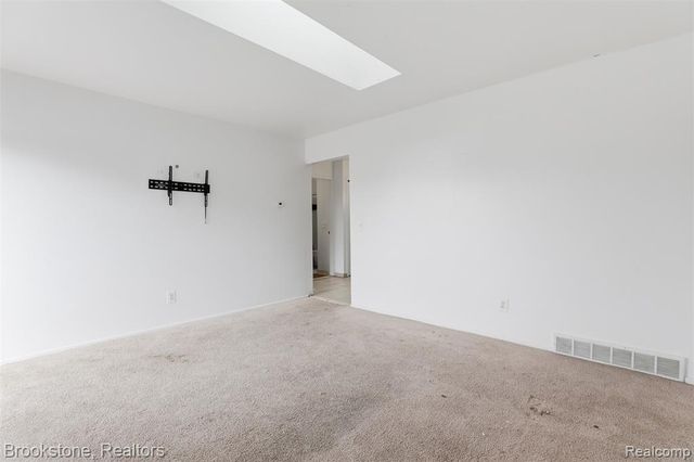 627 McDougall Mcdougall Street 77, Detroit, MI 48207