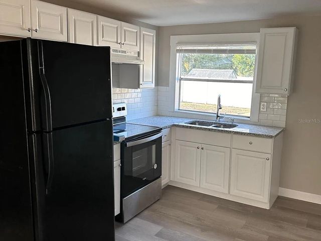 806 W 11TH STREET, Sanford, FL 32771
