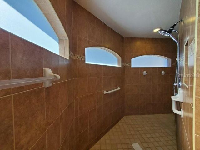 2016 GRANDVIEW DRIVE, North Port, FL 34288