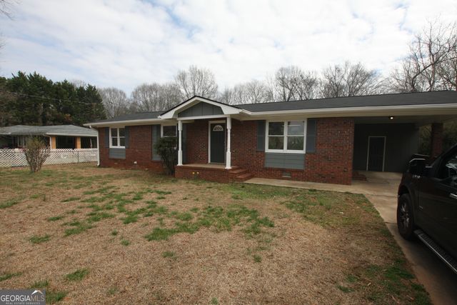 302 Strawberry Lane SE, Lindale, GA 30147